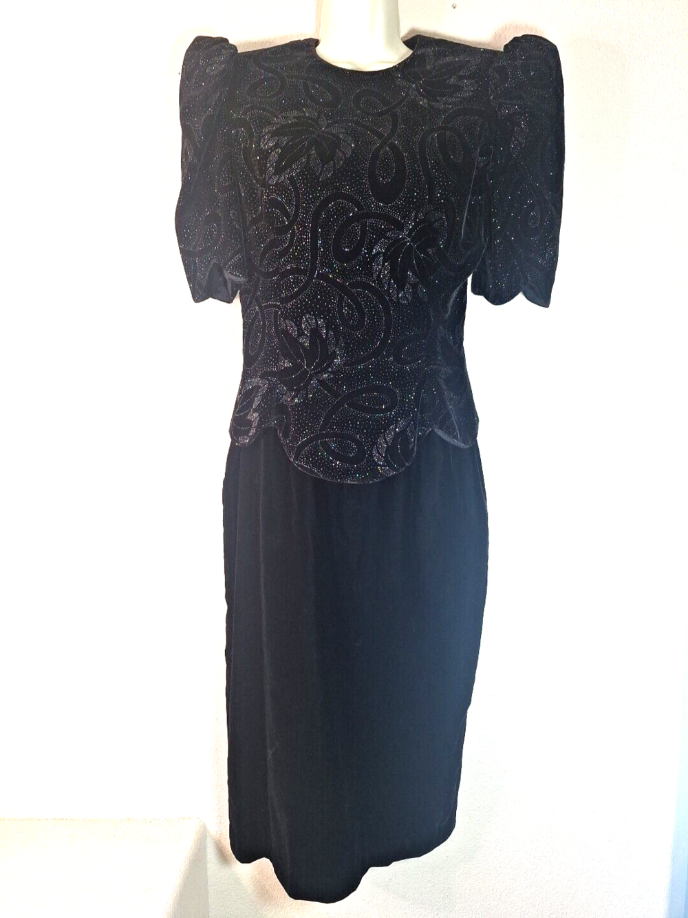 Scott McClintock Vtg Dress Women 10 Black Beaded Velvet Sparkle Open Back Formal